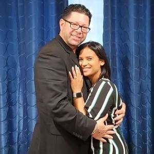 Meet your Posher, Luz